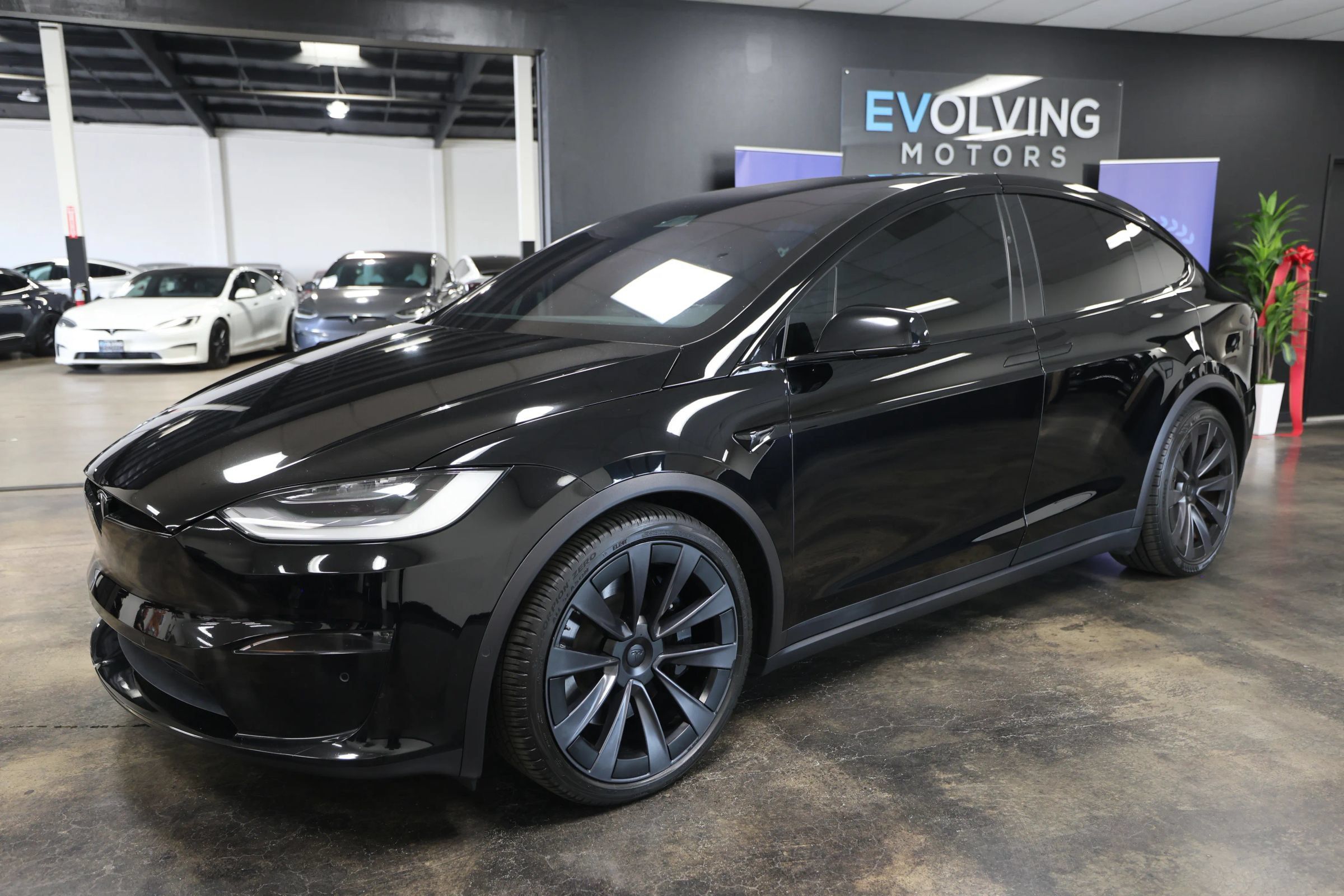 Used 2022 Tesla Model X Plaid AWD/4WD image 5