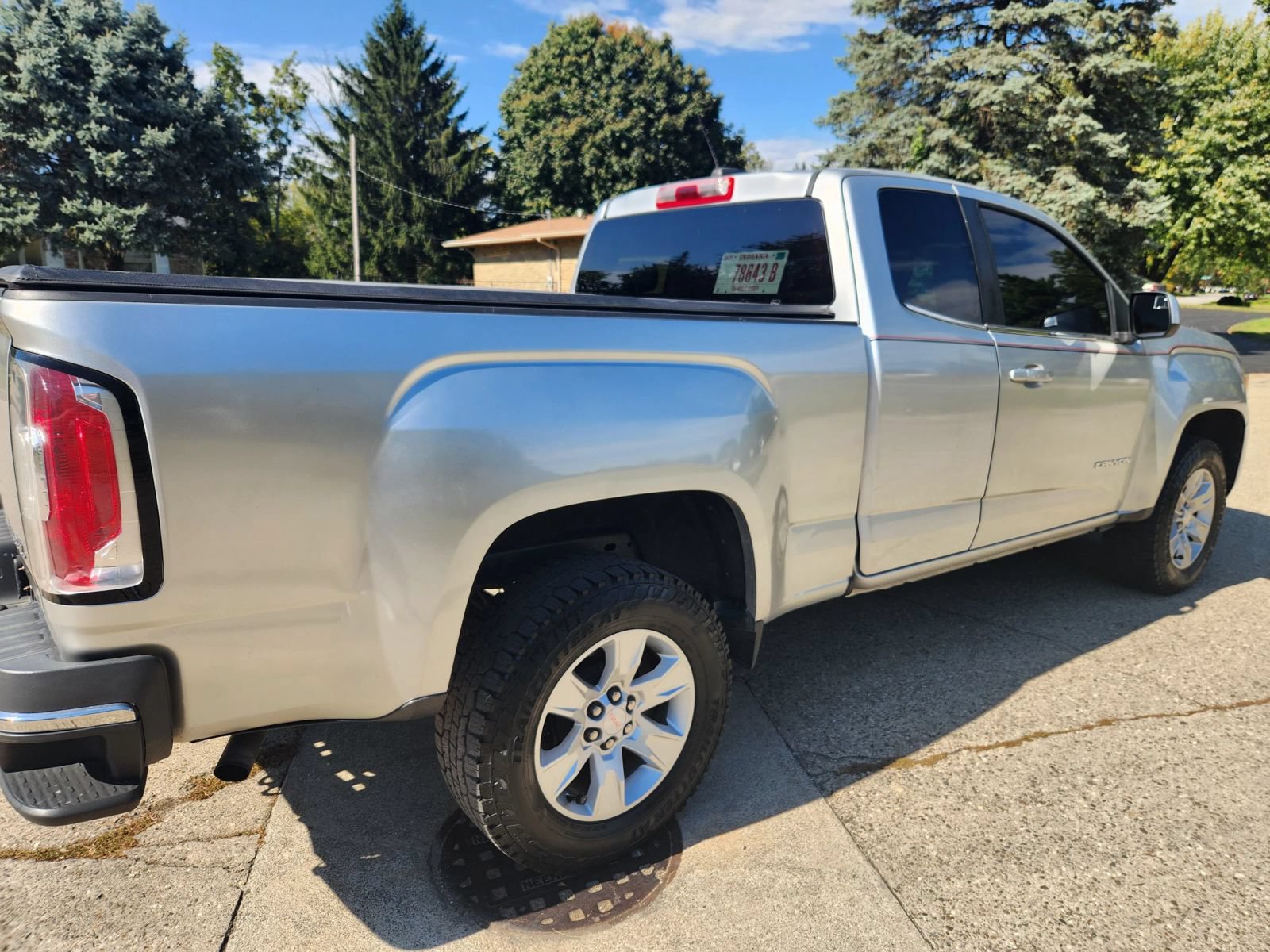 Used 2016 GMC Canyon SLE RWD image 5