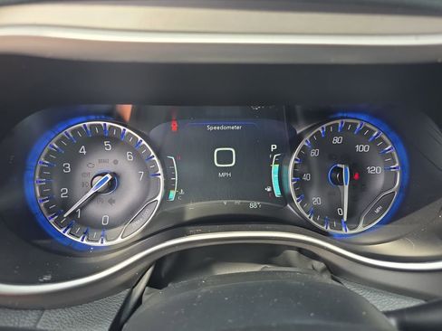 New 2027 Chrysler Pacifica Select AWD/4WD image 21