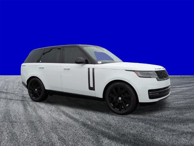 Used 2025 Land Rover Range Rover SE AWD/4WD image 2