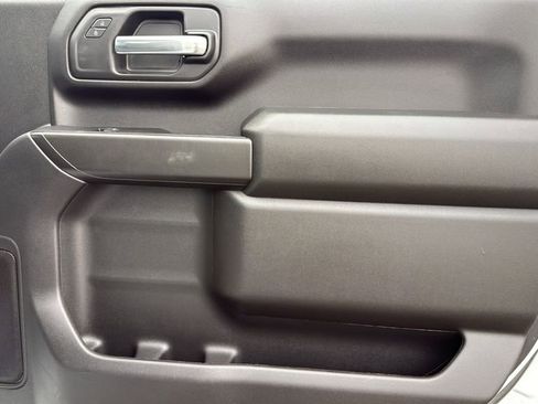 Used 2025 Chevrolet Silverado 2500 W/T w/ WT Convenience Package image 11