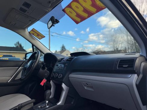 Used 2015 Subaru Forester 2.5i w/ Alloy Wheel Package image 6