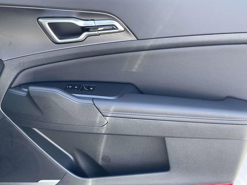 New 2026 Kia Sportage EX image 12