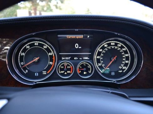 Used 2015 Bentley Flying Spur W12 AWD/4WD image 19