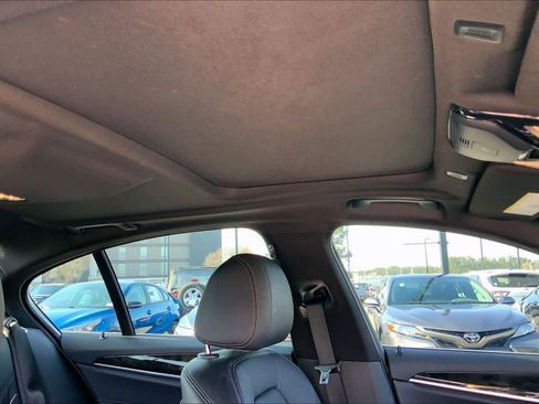 Used 2020 BMW 540i w/ Premium Package image 13