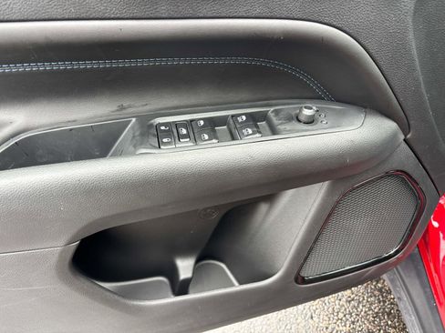 New 2026 Jeep Compass Limited image 9