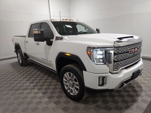 Used 2023 GMC Sierra 2500 Denali w/ Denali Ultimate Package AWD/4WD image 4