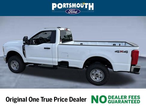 New 2026 Ford F250 XL w/ XL Off-Road Package image 2