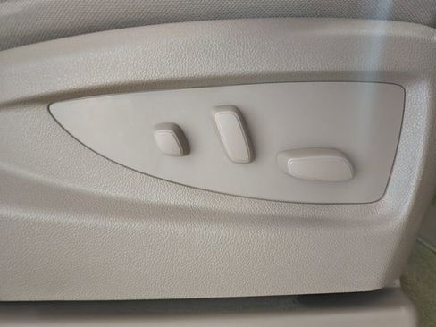 Used 2019 Chevrolet Suburban LS image 20