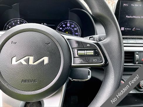 Used 2023 Kia Forte LXS FWD image 14