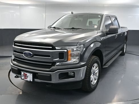 Used 2020 Ford F150 XLT w/ Trailer Tow Package image 12
