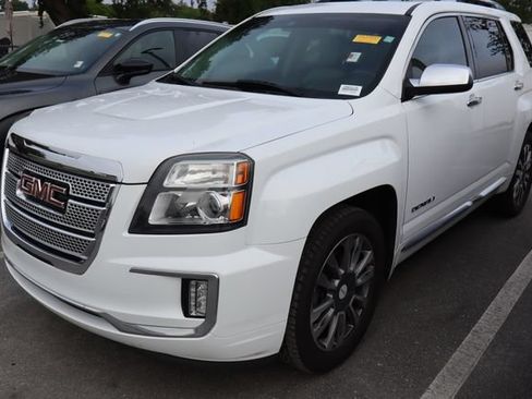 Used 2016 GMC Terrain Denali FWD image 4