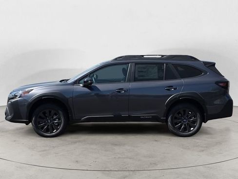 Used 2025 Subaru Outback Onyx Edition AWD/4WD image 2