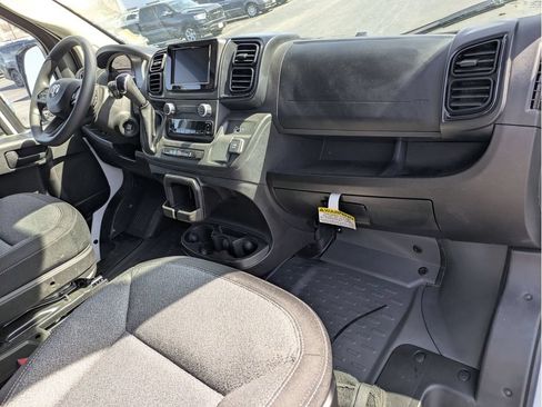 Used 2025 RAM ProMaster 3500 w/ Convenience Group FWD image 17
