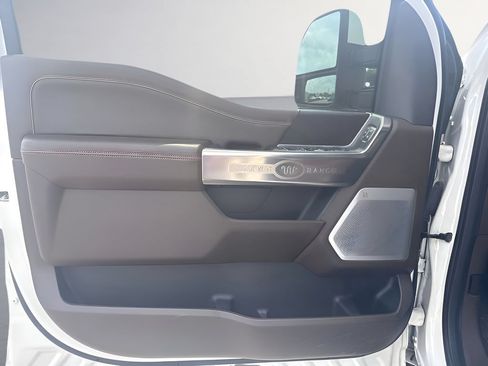 Used 2023 Ford F350 King Ranch AWD/4WD image 35