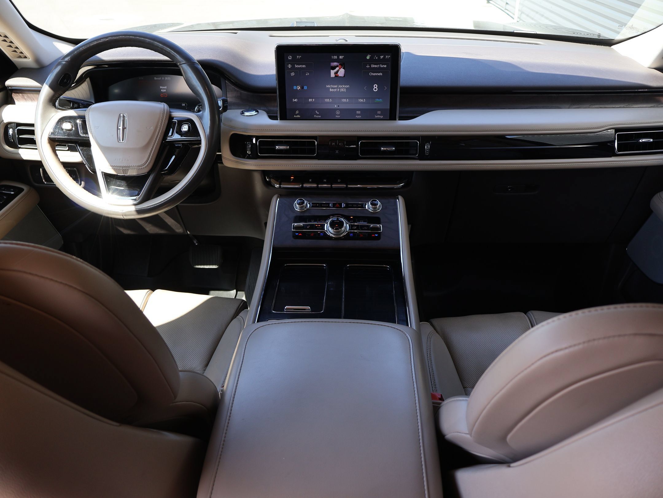 Used 2023 Lincoln Aviator Reserve w/ Equipment Group 201A AWD/4WD image 28