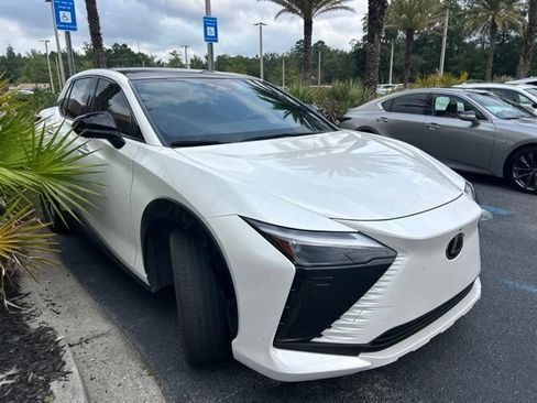 Used 2024 Lexus RZ 450e Premium w/ Cold Area Package AWD/4WD image 3