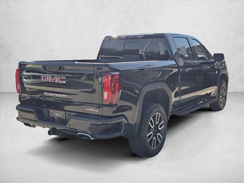 Used 2024 GMC Sierra 1500 AT4 w/ Technology Package AWD/4WD image 5
