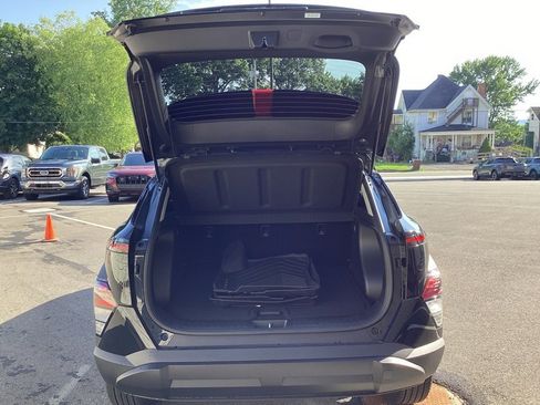 New 2025 Hyundai Kona SEL image 8