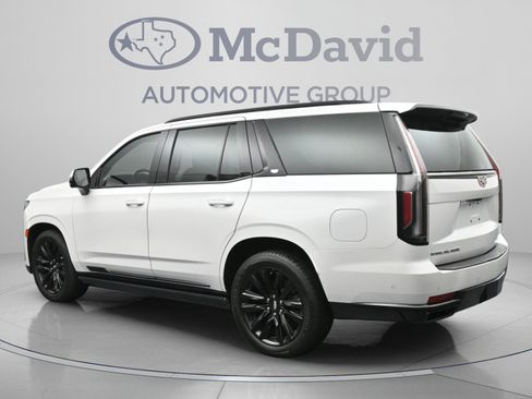 Used 2023 Cadillac Escalade Sport Platinum AWD/4WD image 6