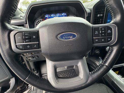 Used 2022 Ford F150 XLT w/ Equipment Group 302A High image 17