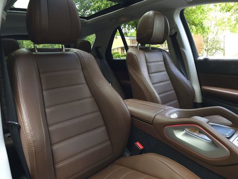 Used 2024 Mercedes-Benz GLE 450e 4MATIC image 20