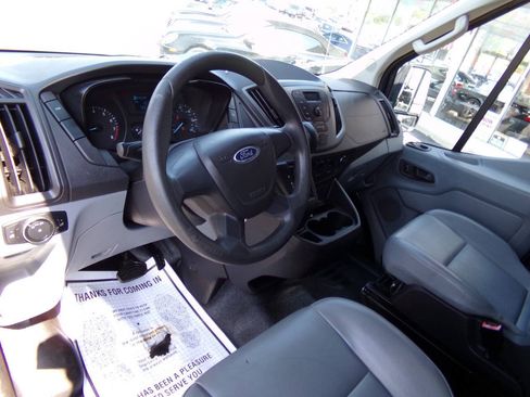 Used 2016 Ford Transit 250 130 Medium Roof RWD image 48