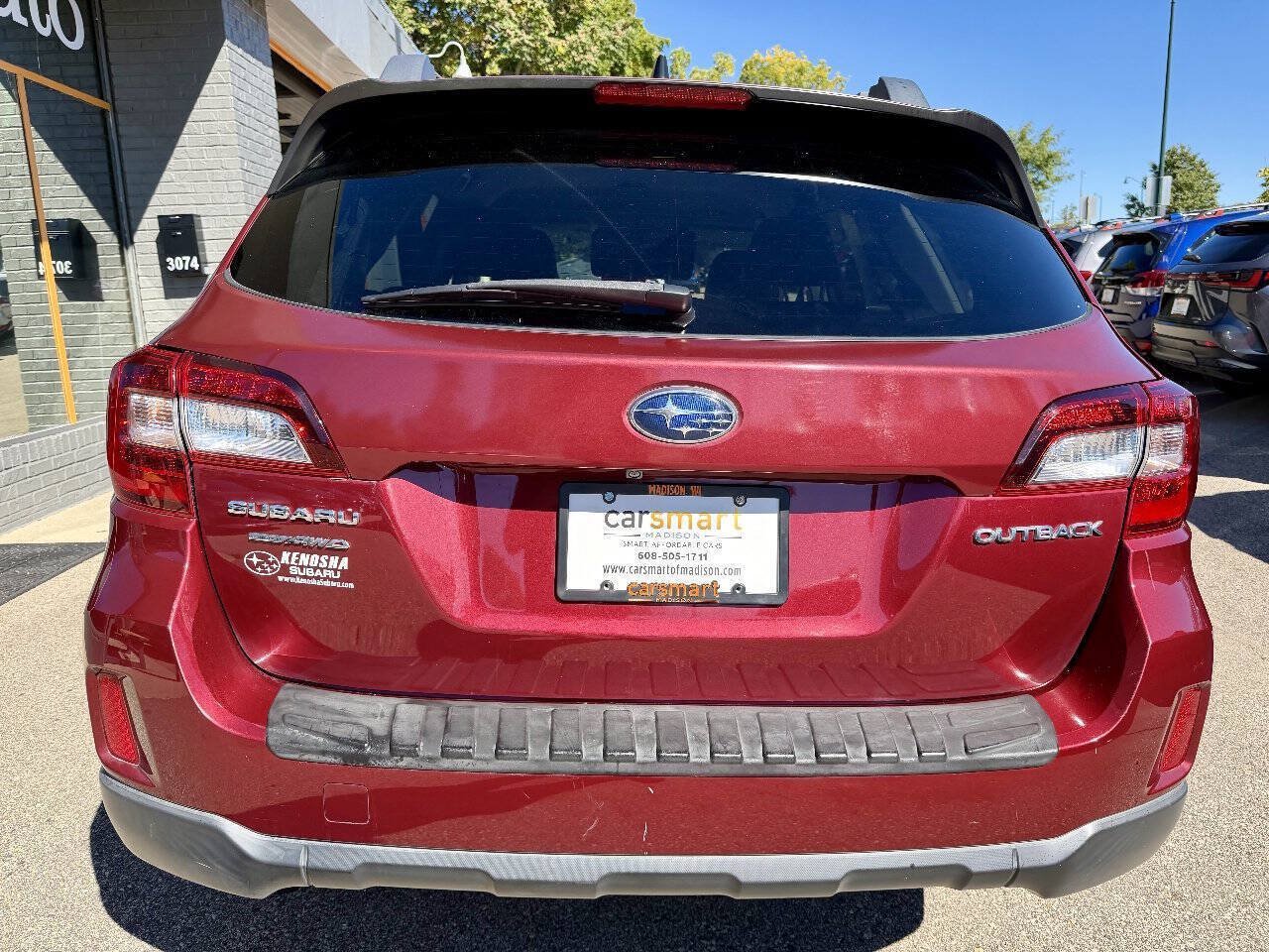 Used 2016 Subaru Outback 2.5i Limited w/ Popular Package #4 AWD/4WD image 8