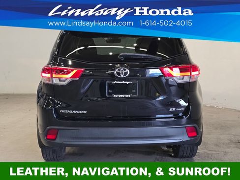 Used 2018 Toyota Highlander SE AWD/4WD image 6