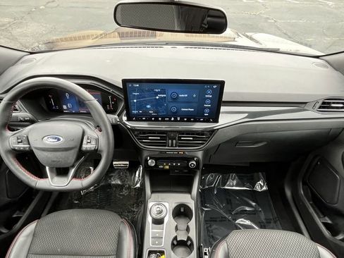 Used 2023 Ford Escape ST-Line w/ Tech Pack #1 image 11