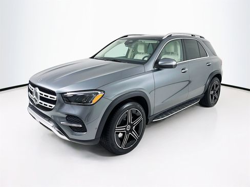 Certified 2025 Mercedes-Benz GLE 350 4MATIC image 3