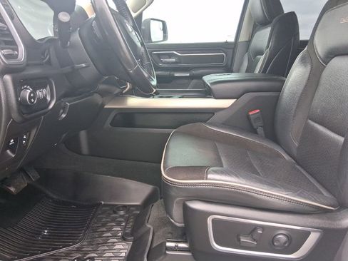 Used 2022 RAM 1500 Laramie AWD/4WD image 12