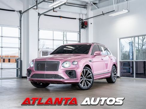 Used 2021 Bentley Bentayga image 1