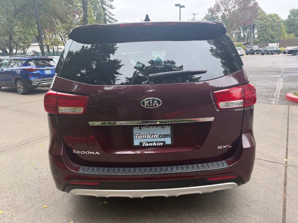 Used 2018 Kia Sedona SX Limited FWD image 5