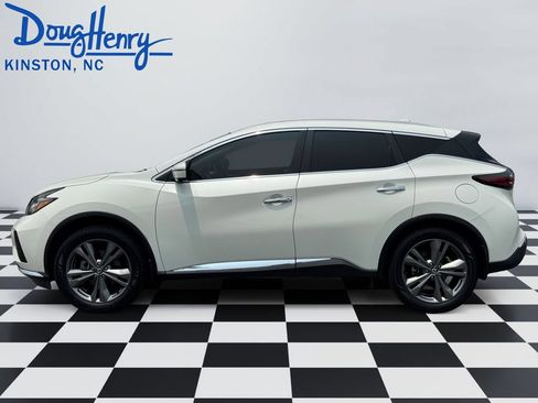 Used 2019 Nissan Murano Platinum w/ Cargo Package FWD image 2
