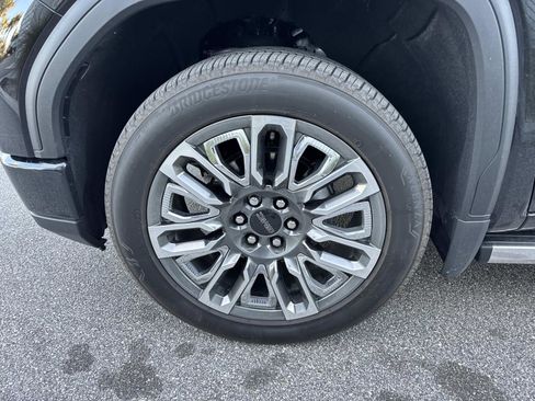 Used 2026 GMC Sierra 1500 Denali Ultimate image 10