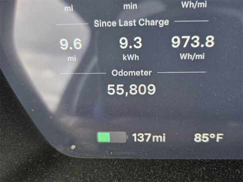 Used 2019 Tesla Model X 75D image 25