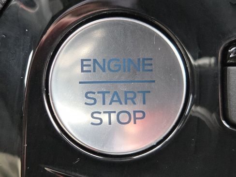 Used 2024 Ford Escape ST-Line w/ Tech Pack #1 image 32