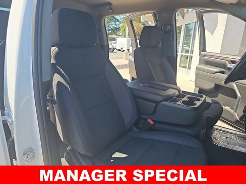 Used 2025 Chevrolet Silverado 2500 LT w/ Convenience Package AWD/4WD image 10