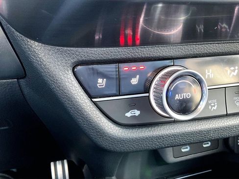 Certified 2025 Acura ADX A-Spec image 31