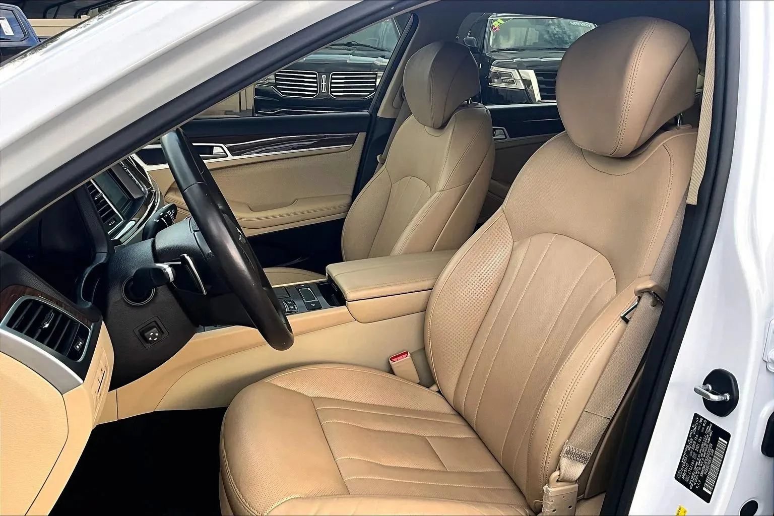 Used 2018 Genesis G80 3.8 RWD image 52