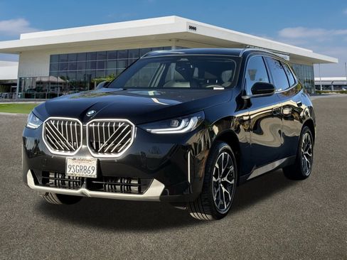 Used 2025 BMW X3 xDrive30i w/ Convenience Package image 4