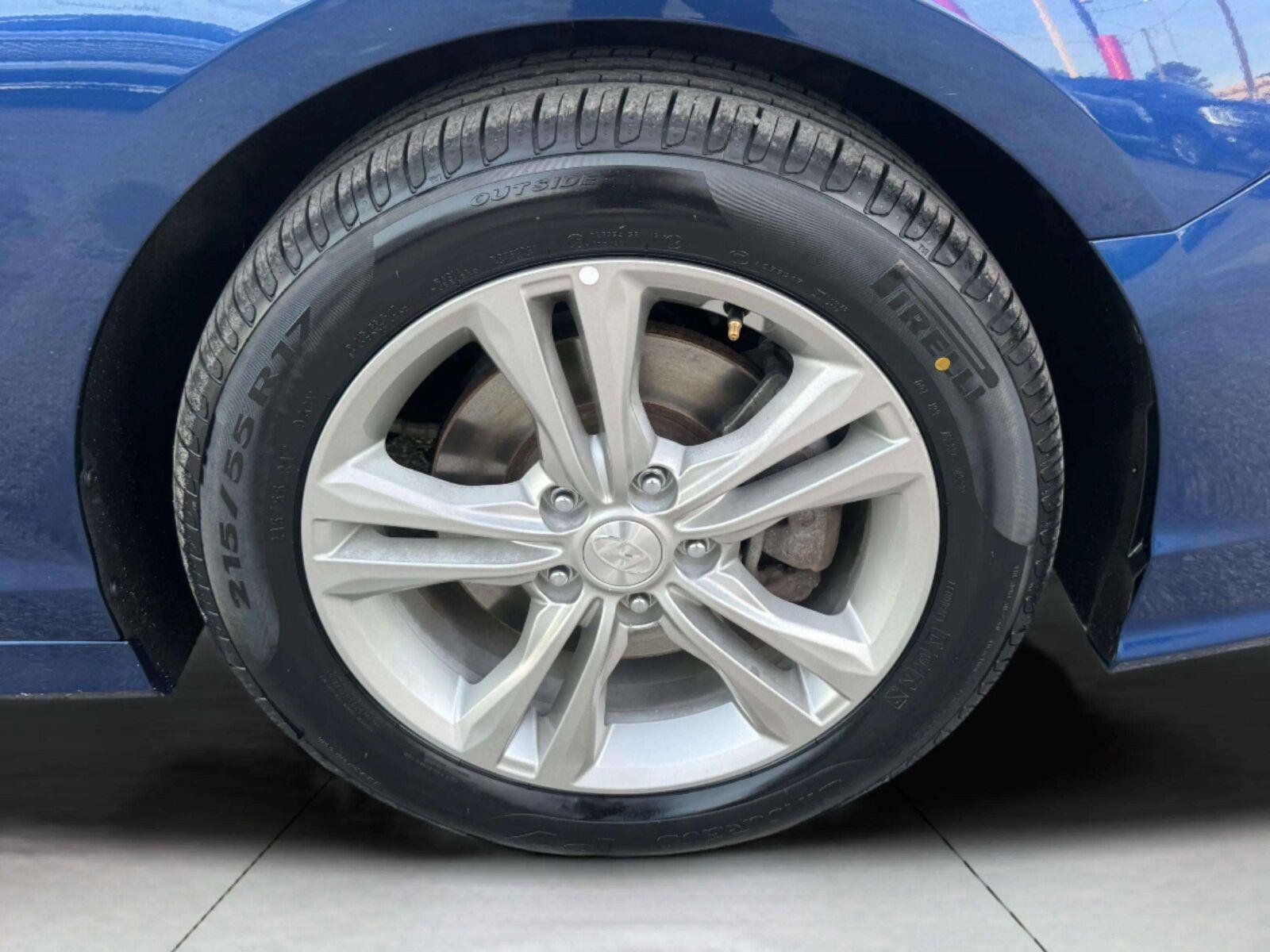 Used 2018 Hyundai Sonata Limited w/ Cargo Package FWD image 45
