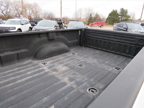 Used 2018 RAM 3500 Big Horn w/ Harvest Edition image 23