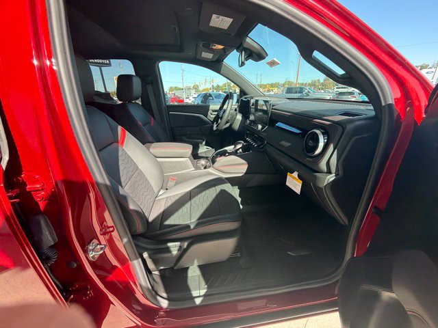 New 2026 Chevrolet Colorado Z71 w/ Technology Package AWD/4WD image 29