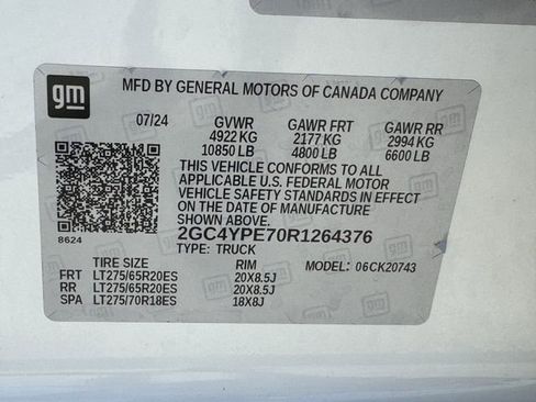 Used 2024 Chevrolet Silverado 2500 LTZ w/ LTZ Plus Package AWD/4WD image 33