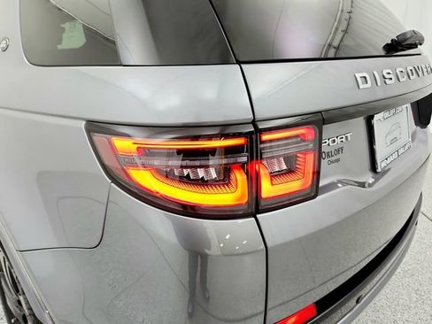 Used 2025 Land Rover Discovery Sport S image 28