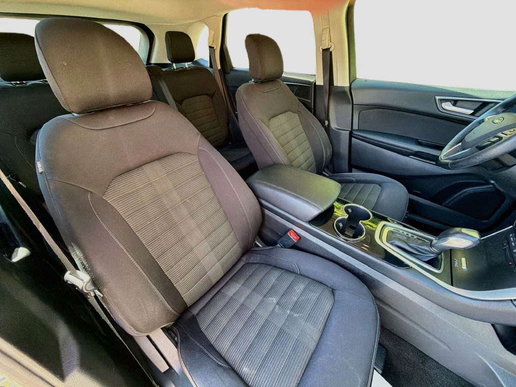 Used 2017 Ford Edge SEL FWD image 29