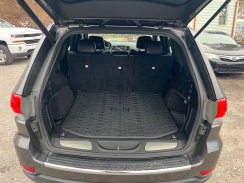 Used 2018 Jeep Grand Cherokee Limited image 26