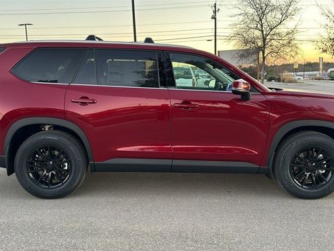 New 2026 Toyota Grand Highlander XLE image 10